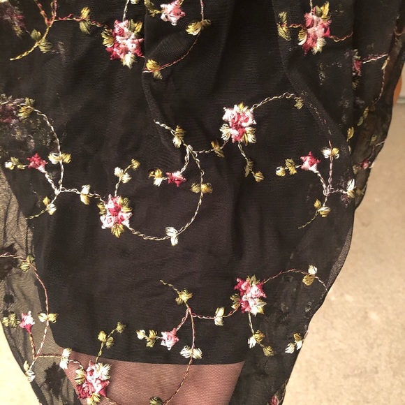 F21 Floral Tulle Skirt - Picture 7 of 10